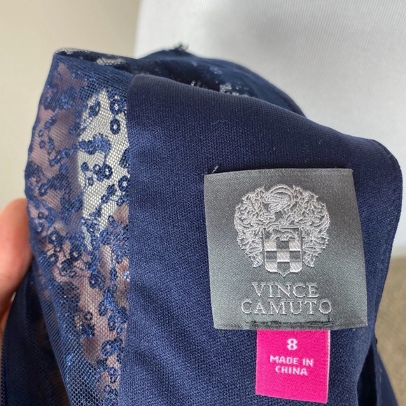 Elegant Vince Camuto Navy Sleeveless Gown - Picture 5 of 5